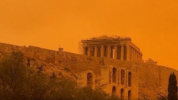 Apocalyptic orange skies over Athens as winds blow Sahara dust | News [Video]