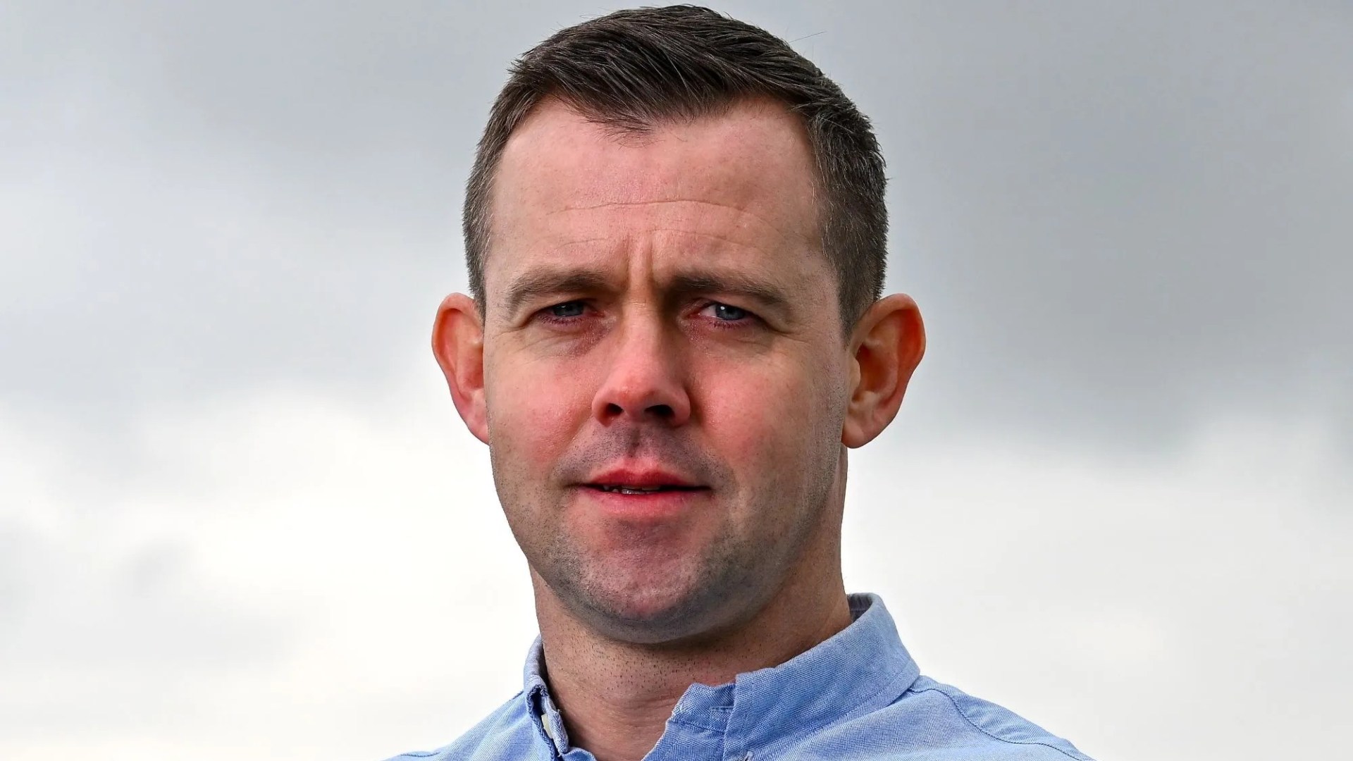 FAI assistant Shane Robinson pleads ‘keep politics out of Irish football’ as he calls for IRFU-style academy model [Video]