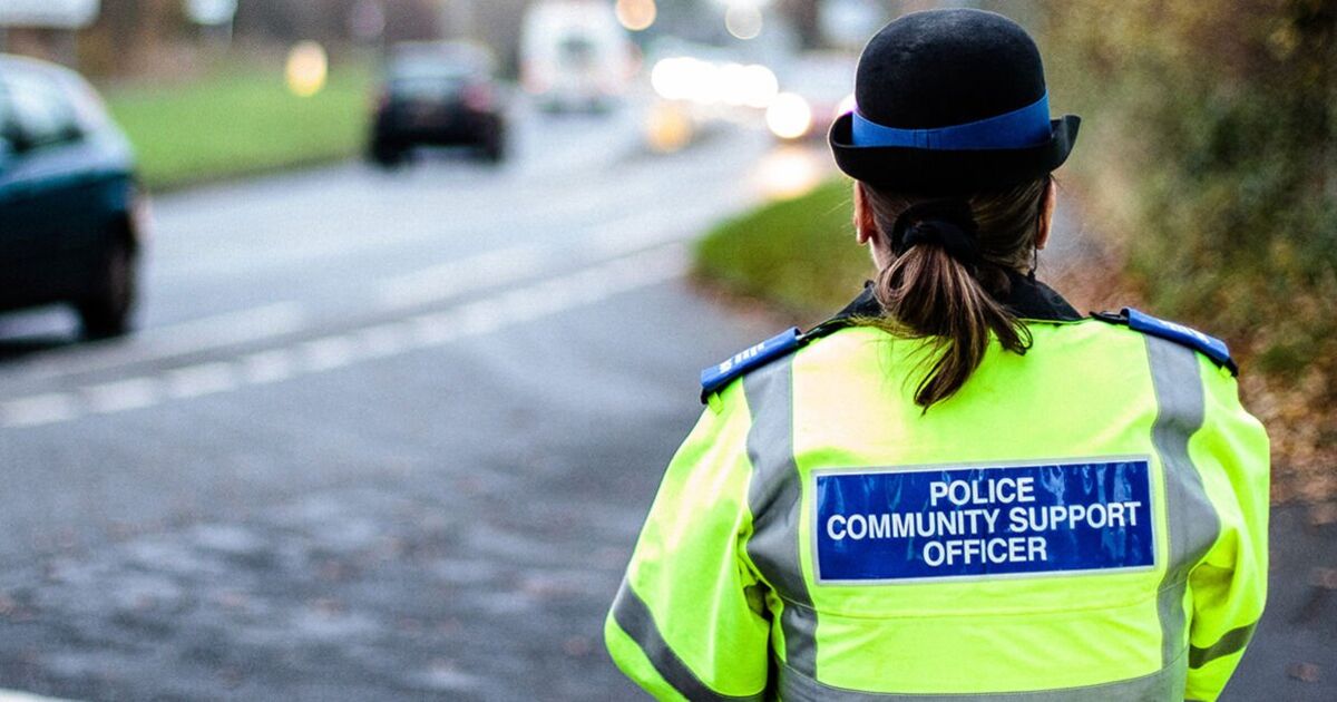 Shocking map shows which UK police forces take longest to answer calls | UK | News [Video]