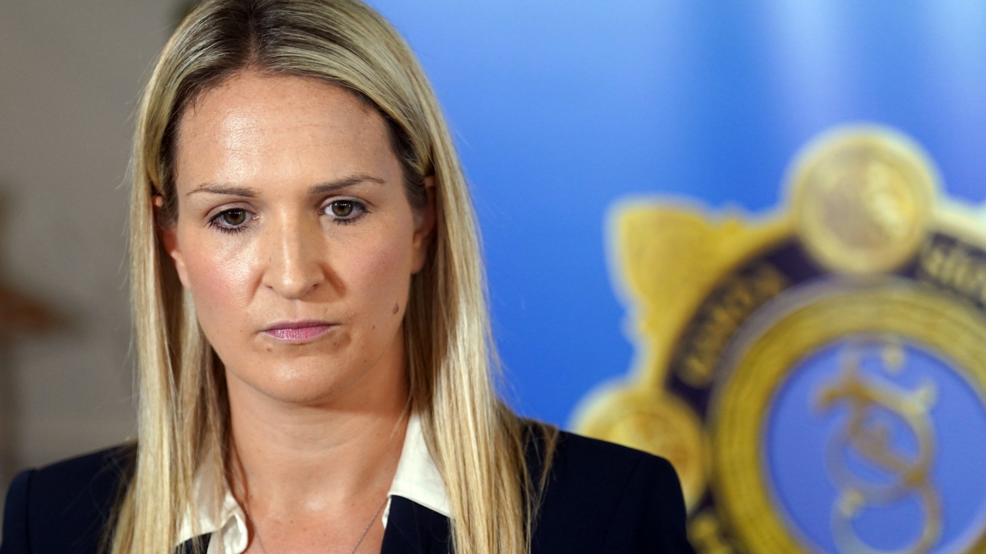 Helen McEntee’s family evacuated from home over bomb threat as Harris issues ‘full measure of law’ punishment vow [Video]