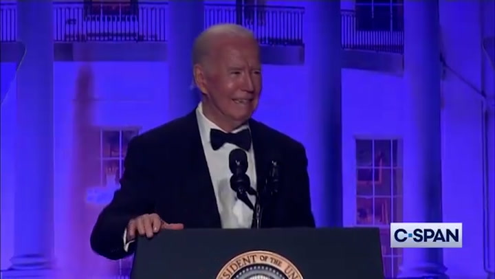 Biden jabs back at jokes about his age during White House dinner | News [Video]