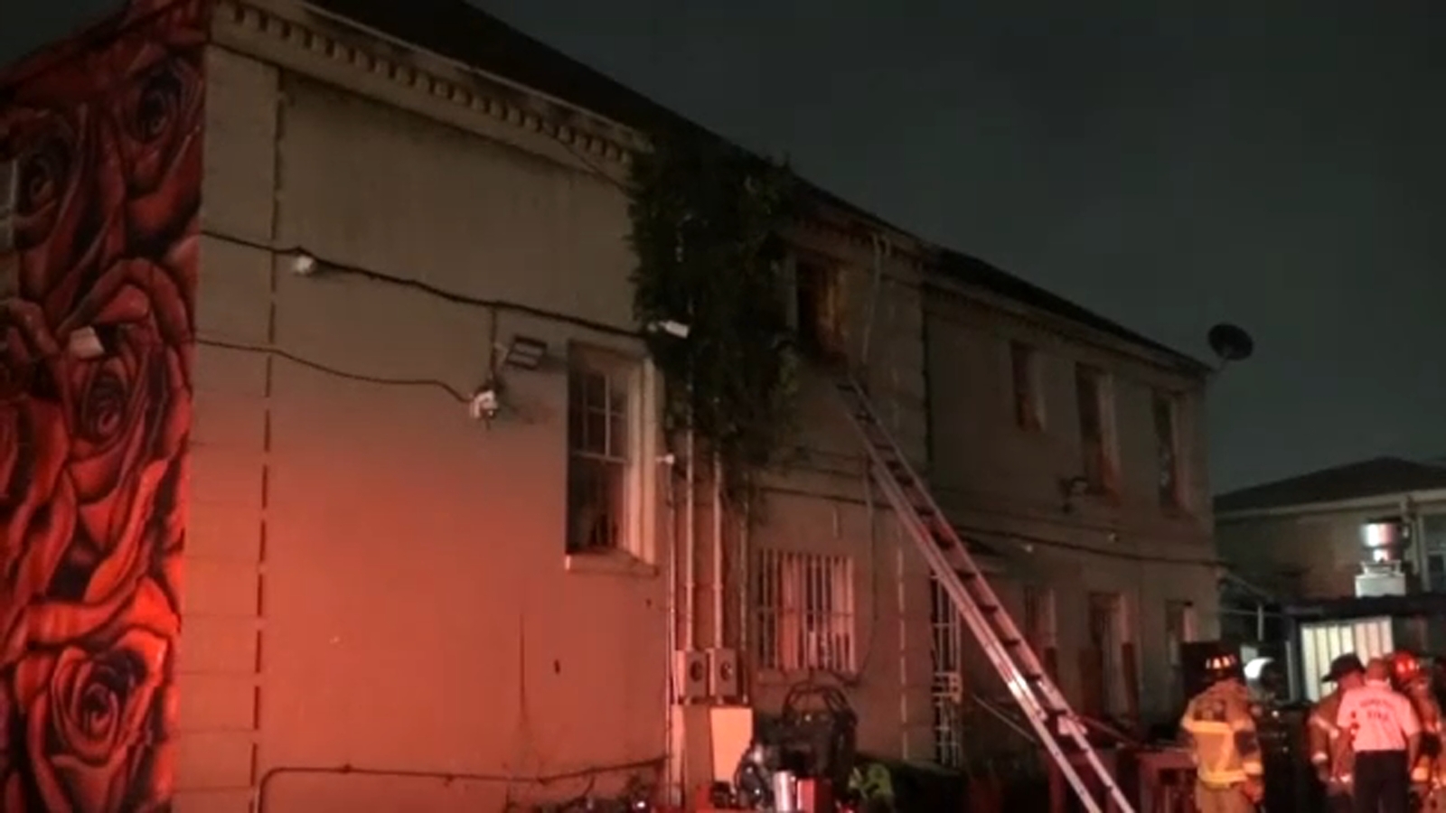 Restaurant fire: Houston Fire Department responds to fire in historic Third Ward at beloved Turkey Leg Hut [Video]
