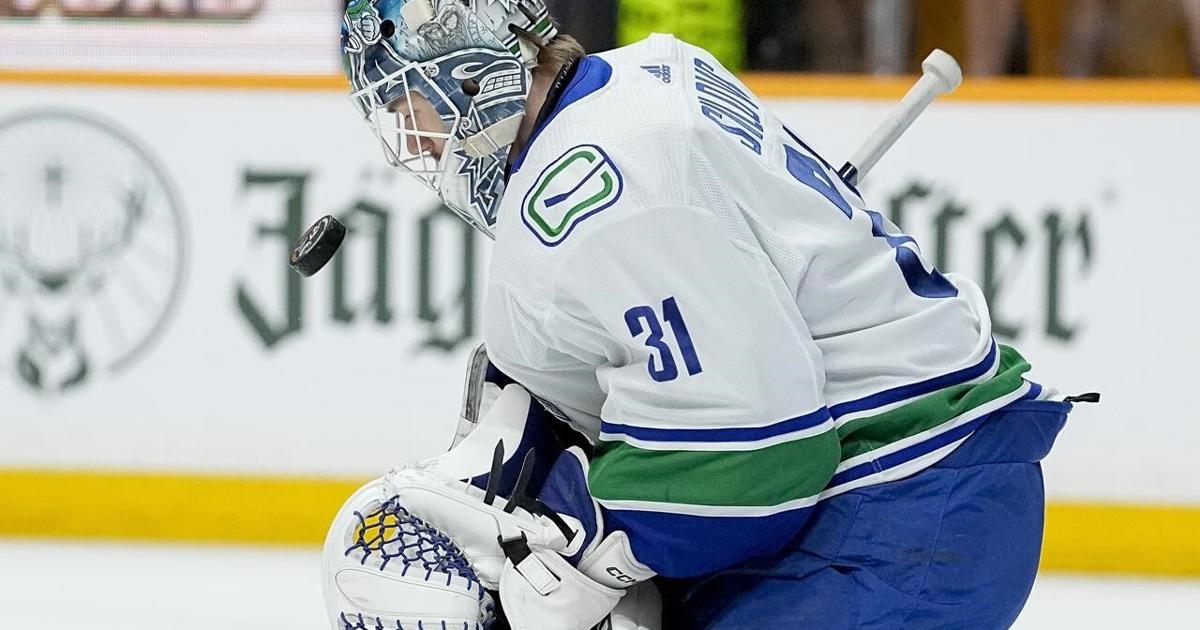 The Canucks are starting a 3rd different goalie, Arturs Silovs, in Game 4 of series with Predators [Video]