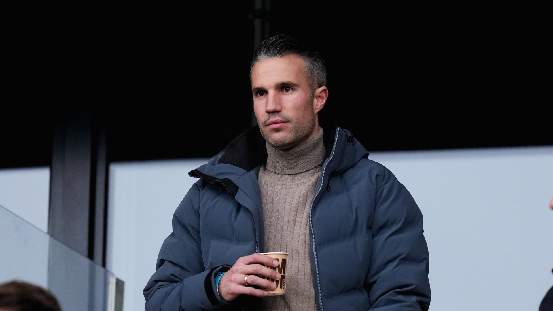 Former Man Utd and Arsenal star Robin van Persie, 40, ‘in talks over shock first manager job’ [Video]