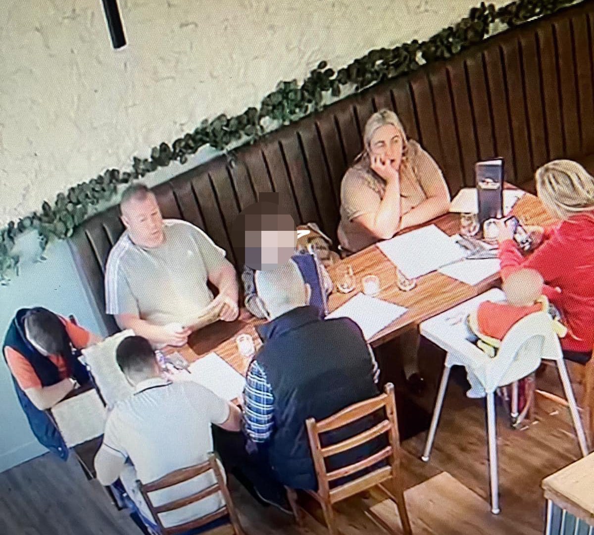 Serial dine and dash family-of-8 caught on camera doing runners at MORE restaurants – and are feared to have hit 7 [Video]