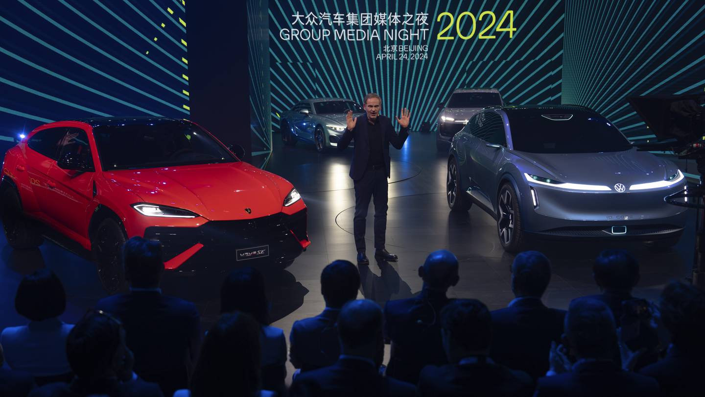 Volkswagen revamps its approach in China in bid to overtake upstart EV makers  WSB-TV Channel 2 [Video]