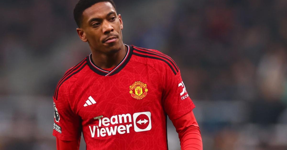 Anthony Martial returns to Manchester United training after three months out | Football [Video]
