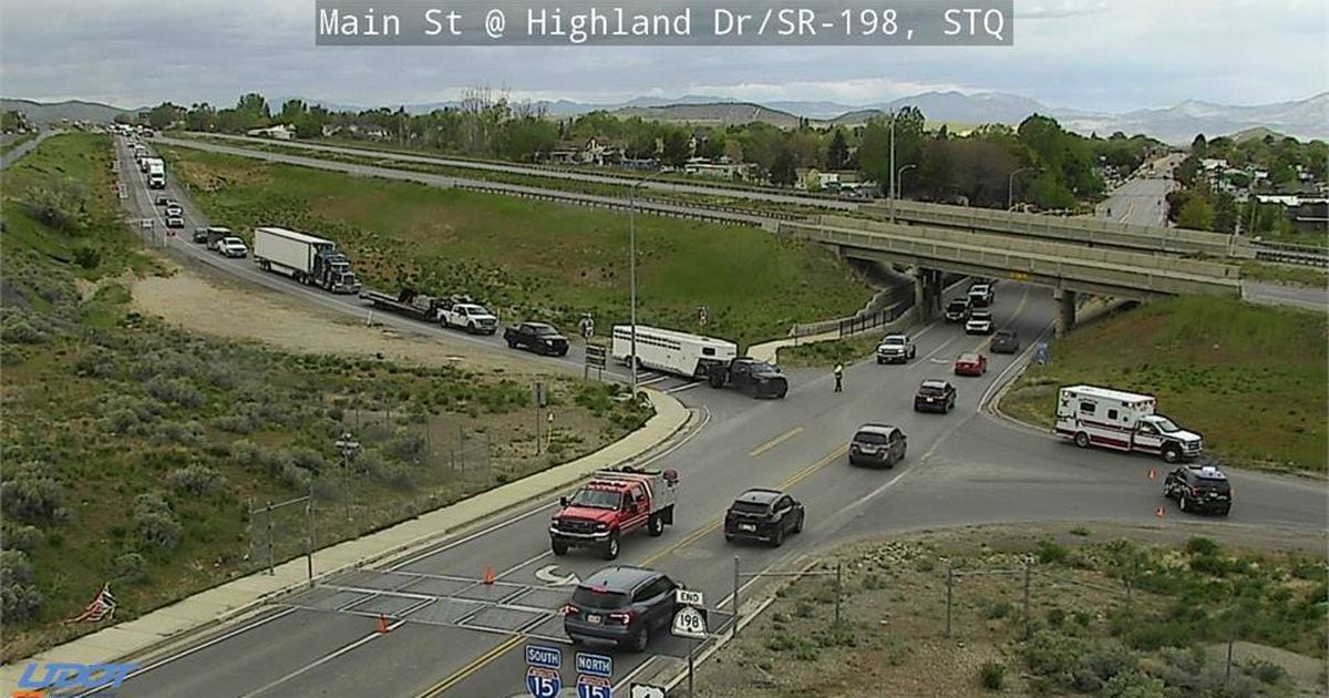 Officer hit and killed by semitruck in Utah County, driver in custody, police say [Video]