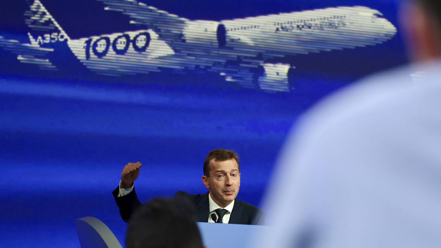 Commercial jet maker Airbus is staying humble even as Boeing flounders. There’s a reason for that  WSB-TV Channel 2 [Video]