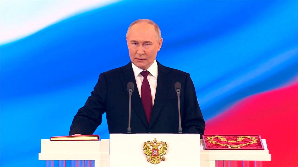Vladimir Putin sworn in for fifth term as Russian President [Video]