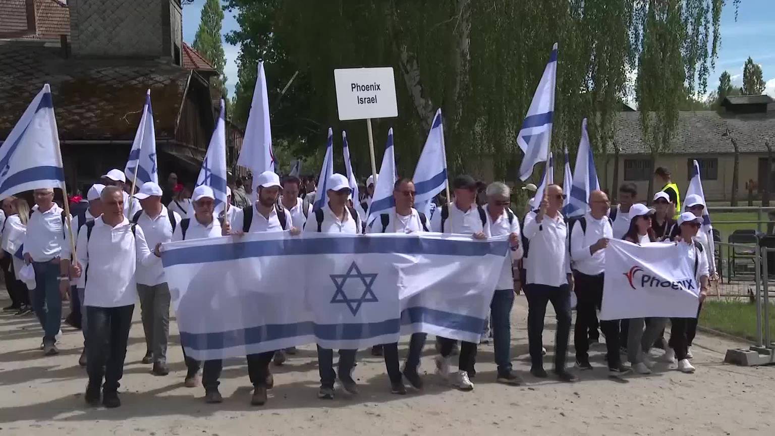 Video: Yearly memorial march at Auschwitz overshadowed by Israel-Hamas war [Video]