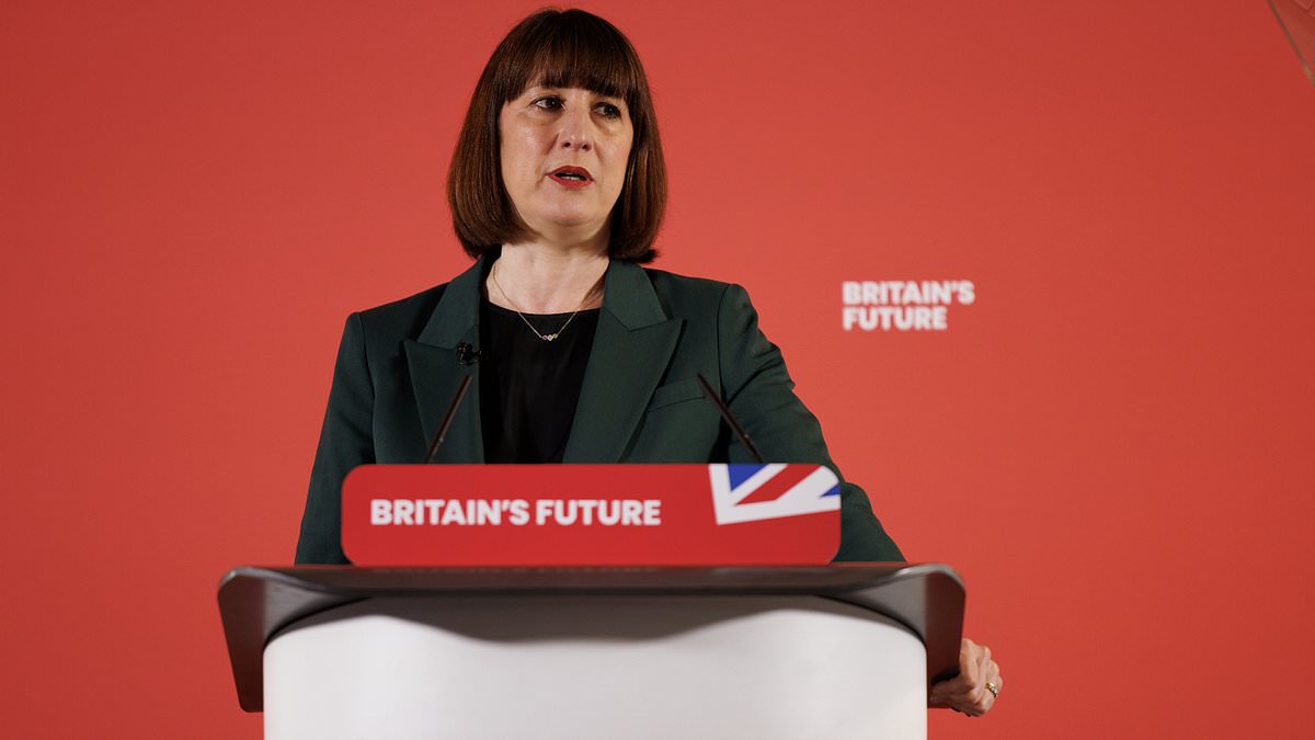 Rachel Reeves hints that people WILL pay more income tax if Labour wins the election as she refuses to commit to unfreezing thresholds dragging workers into higher rates – as she accuses Tories of ‘gaslighting’ voters over the state of the economy [Video]