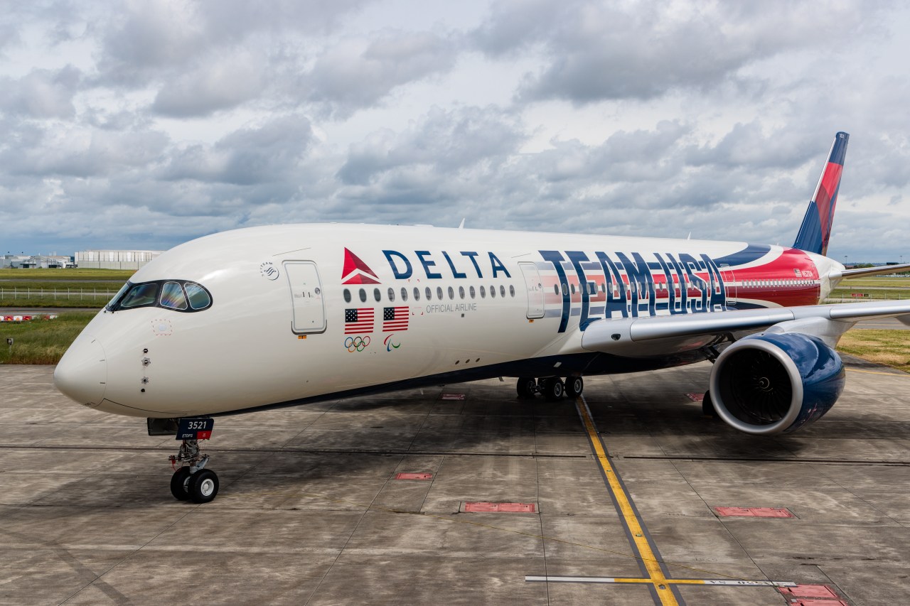 Delta unveils Team USA aircraft ahead of Olympics | KLRT [Video]
