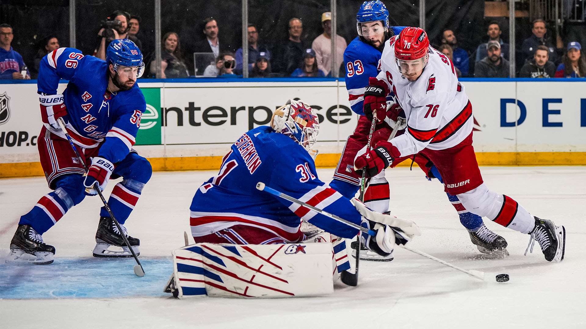 ESPN suffers major technical glitch during NHL game as broadcaster cuts away from Rangers with a minute left of play [Video]