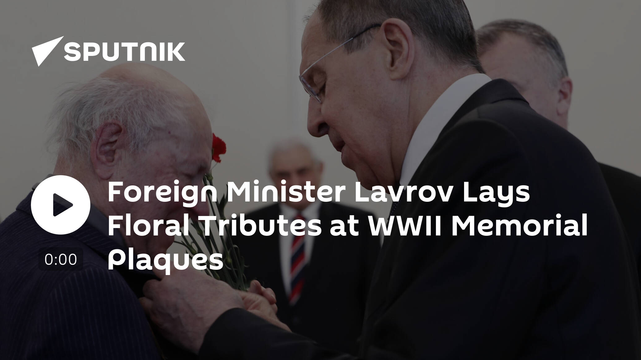 Foreign Minister Lavrov Lays Floral Tributes at WWII Memorial Plaques [Video]
