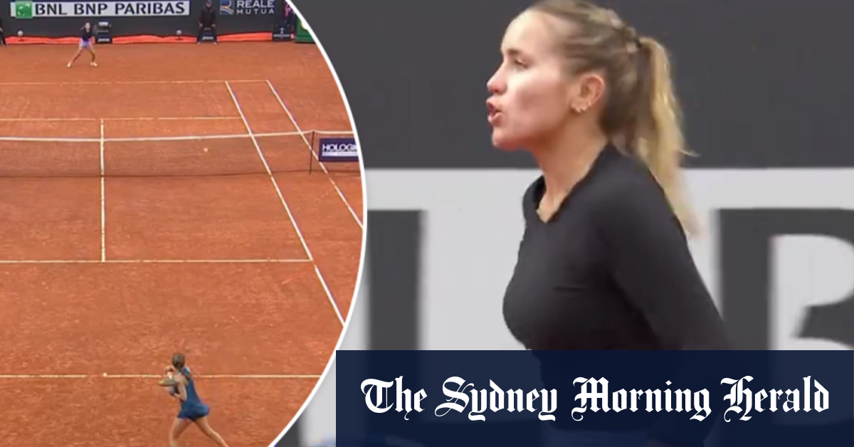 Kenins outburst with match officials [Video]