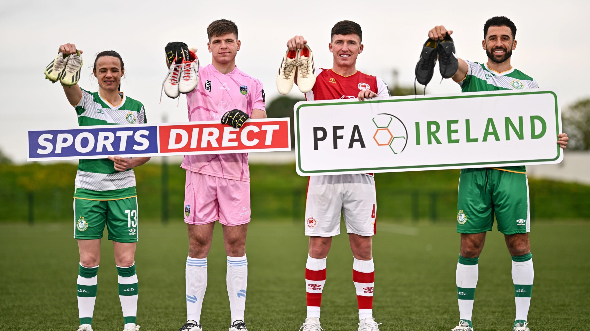 PFA Ireland announce new deal with Sports Direct that sees members get huge boost for buying football boots [Video]