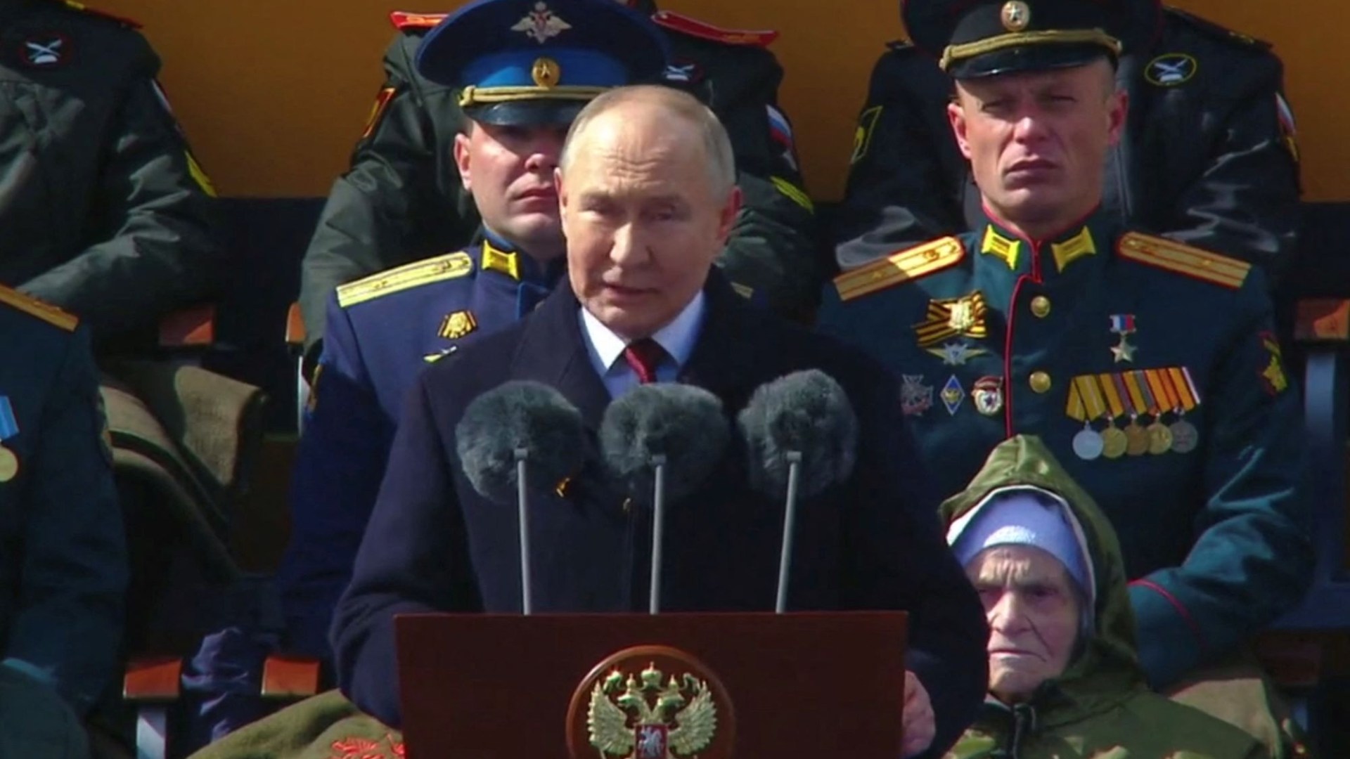 Putin vows his nukes are always ready & snubs UK in WW2 rant at snow-blasted Victory Day parade with ONE TANK [Video]