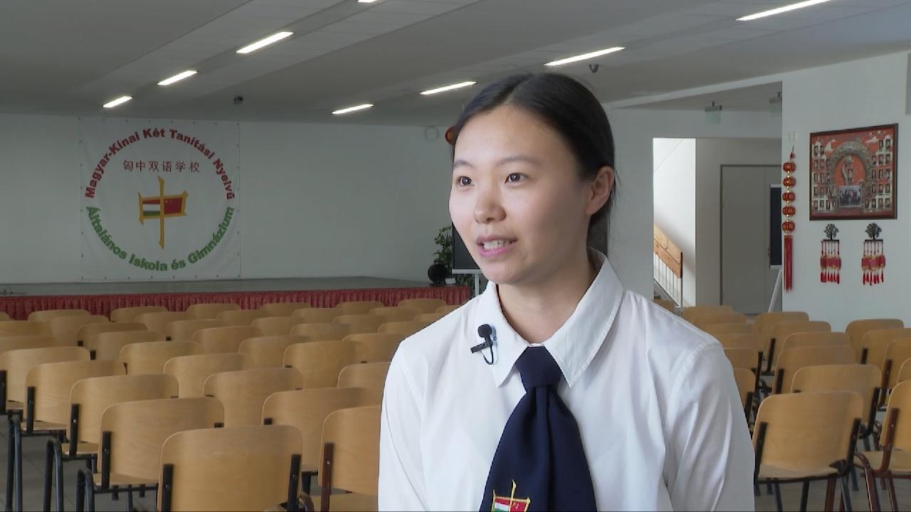 Students at the Hungarian bilingual school excited about Peng’s visit [Video]