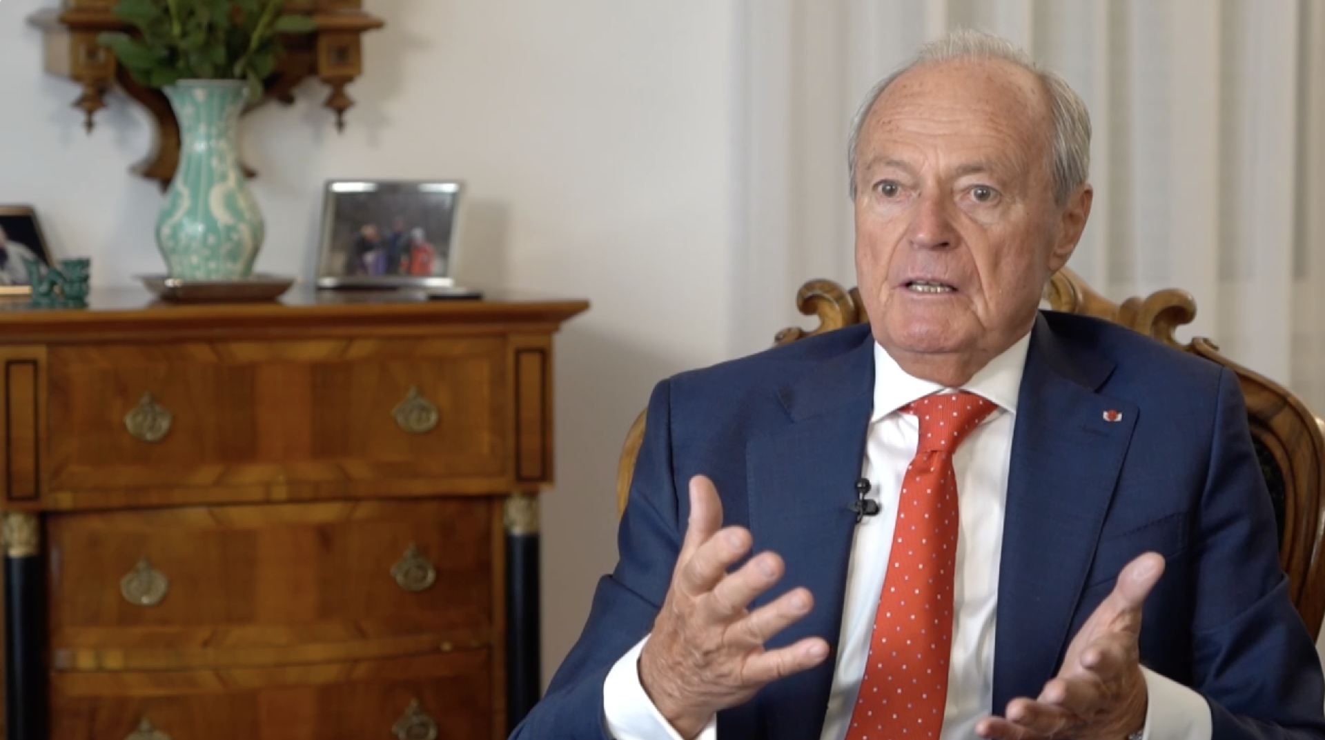 Former Hungarian PM: BRI opens up China to the world [Video]