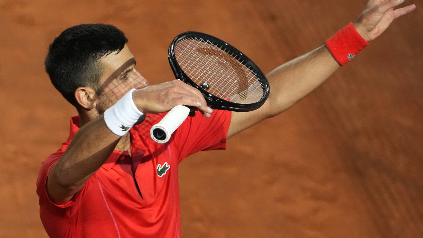 Djokovic says he’s ‘fine’ after being hit on the head by a water bottle  WFTV [Video]
