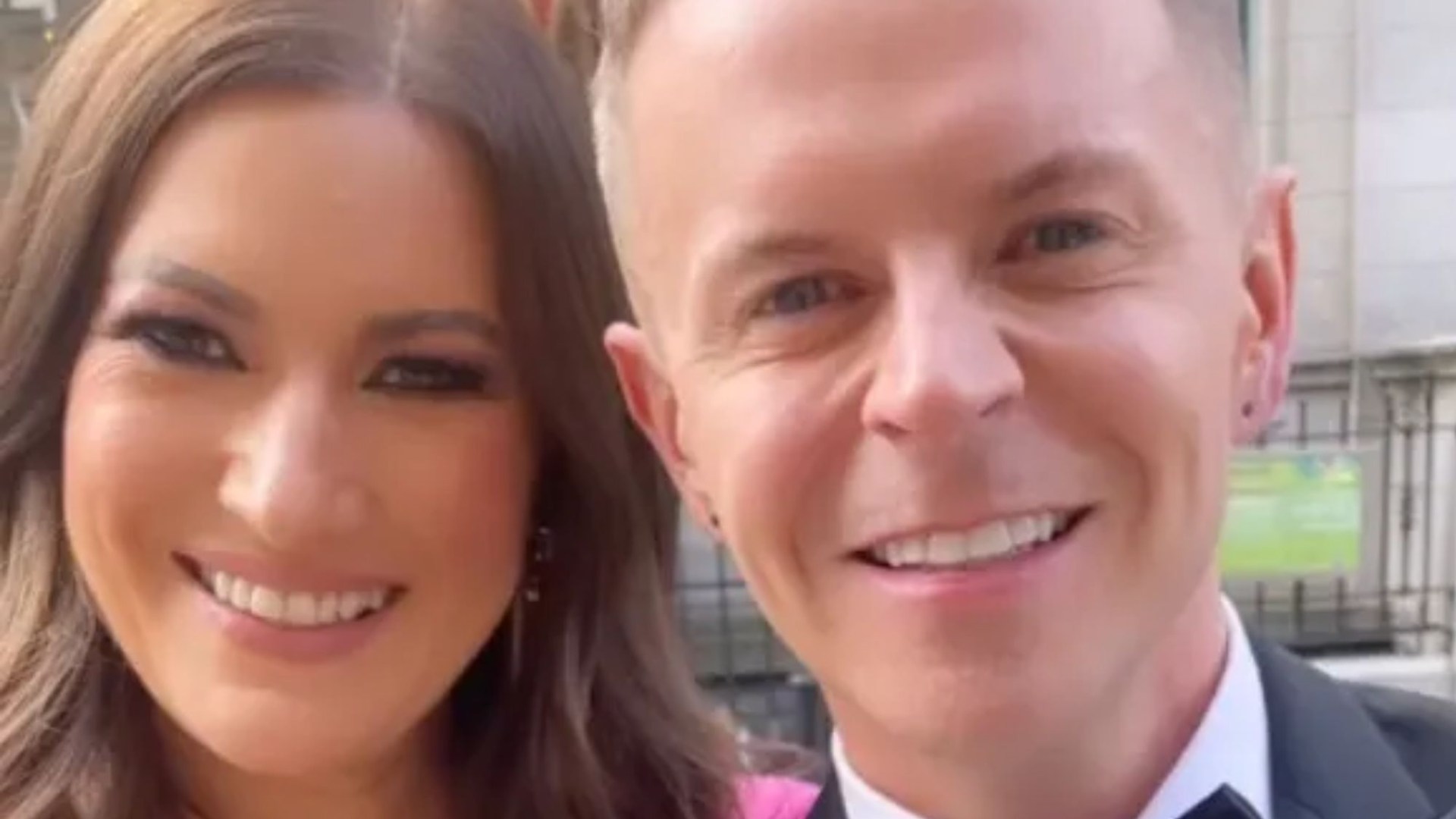 Ireland AM star Elaine Crowleys ‘glowing’ as she gets dolled up for wedding and poses for stunning snaps with pals [Video]