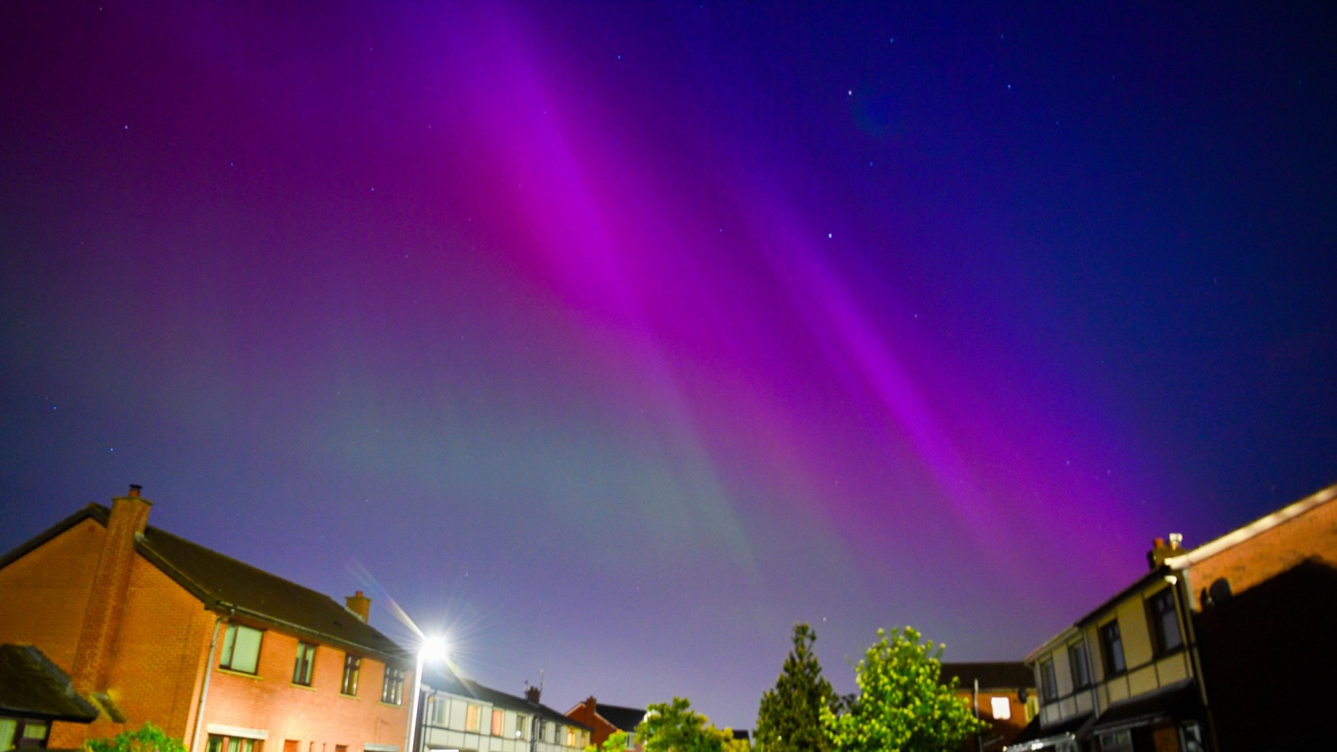 Ireland illuminated by Northern Lights due to solar storm as expert tells best visibility areas for tonight & camera tip [Video]