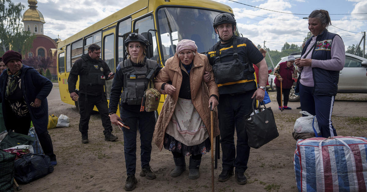 Russia presses renewed border assault in northeast Ukraine as thousands flee [Video]