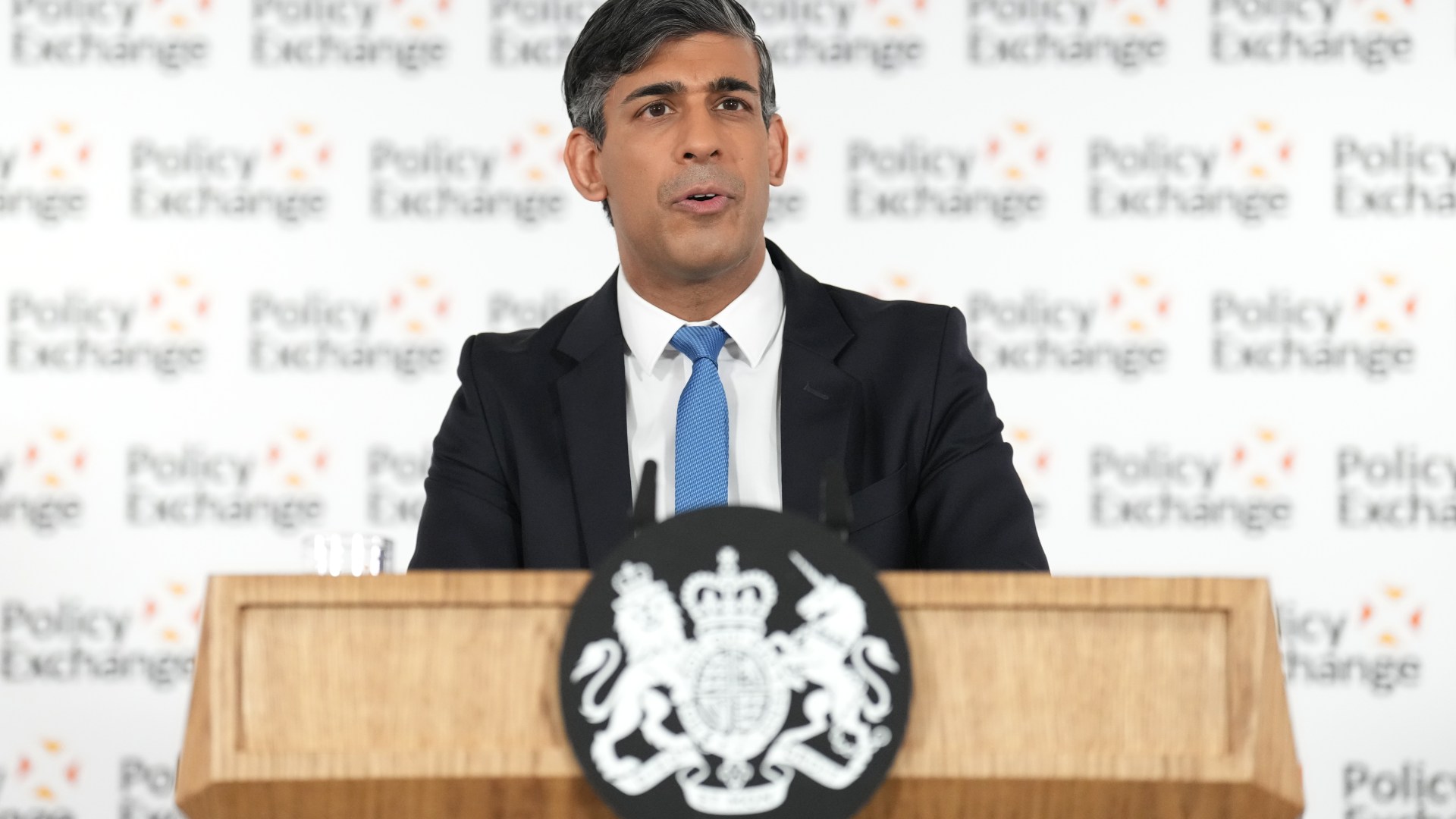 I WILL win election, vows defiant Rishi as he takes swipe at Starmer for cosying up to Corbyn and defector Elphicke [Video]