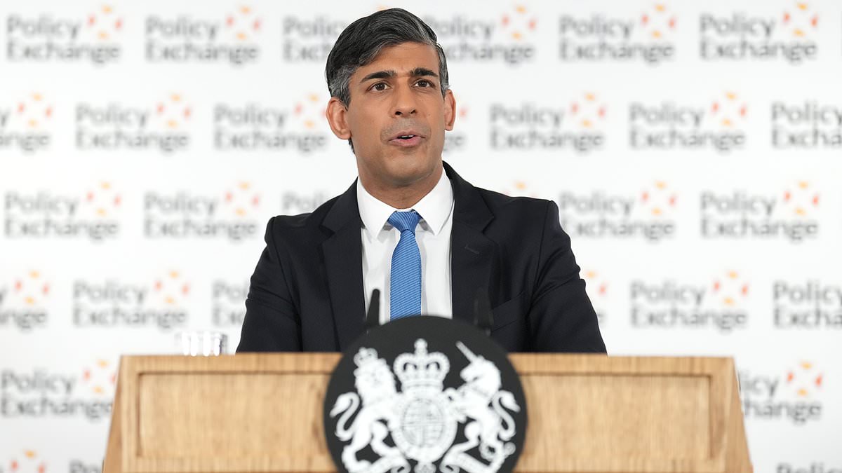 Rishi Sunak warns threat of nuclear war ‘is the closest since the Cuban Missile Crisis’, as he says Keir Starmer ‘can’t be trusted to keep Britain safe’ and pleads with voters not to hand Labour the keys to No10 [Video]