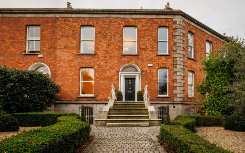 Luxurey vacation residence in Dublin [Video]