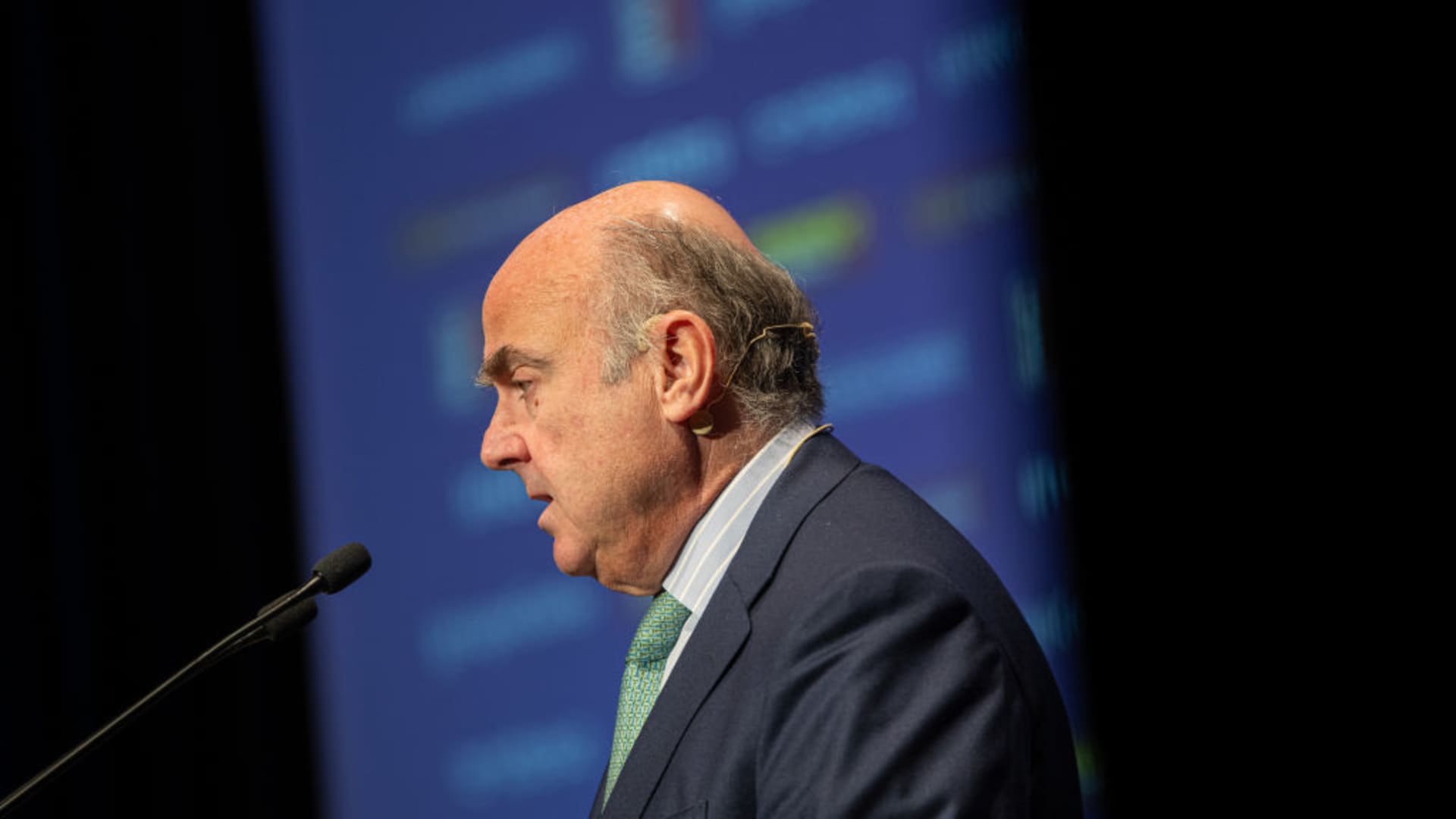 Markets are underestimating geopolitical risk, ECB’s De Guindos says [Video]