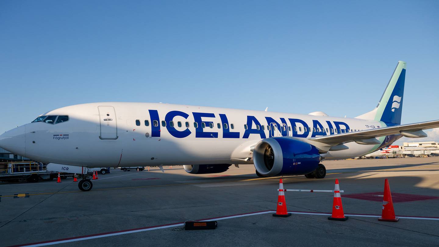 Nonstop flights to Iceland resume at Pittsburgh International Airport  WPXI [Video]
