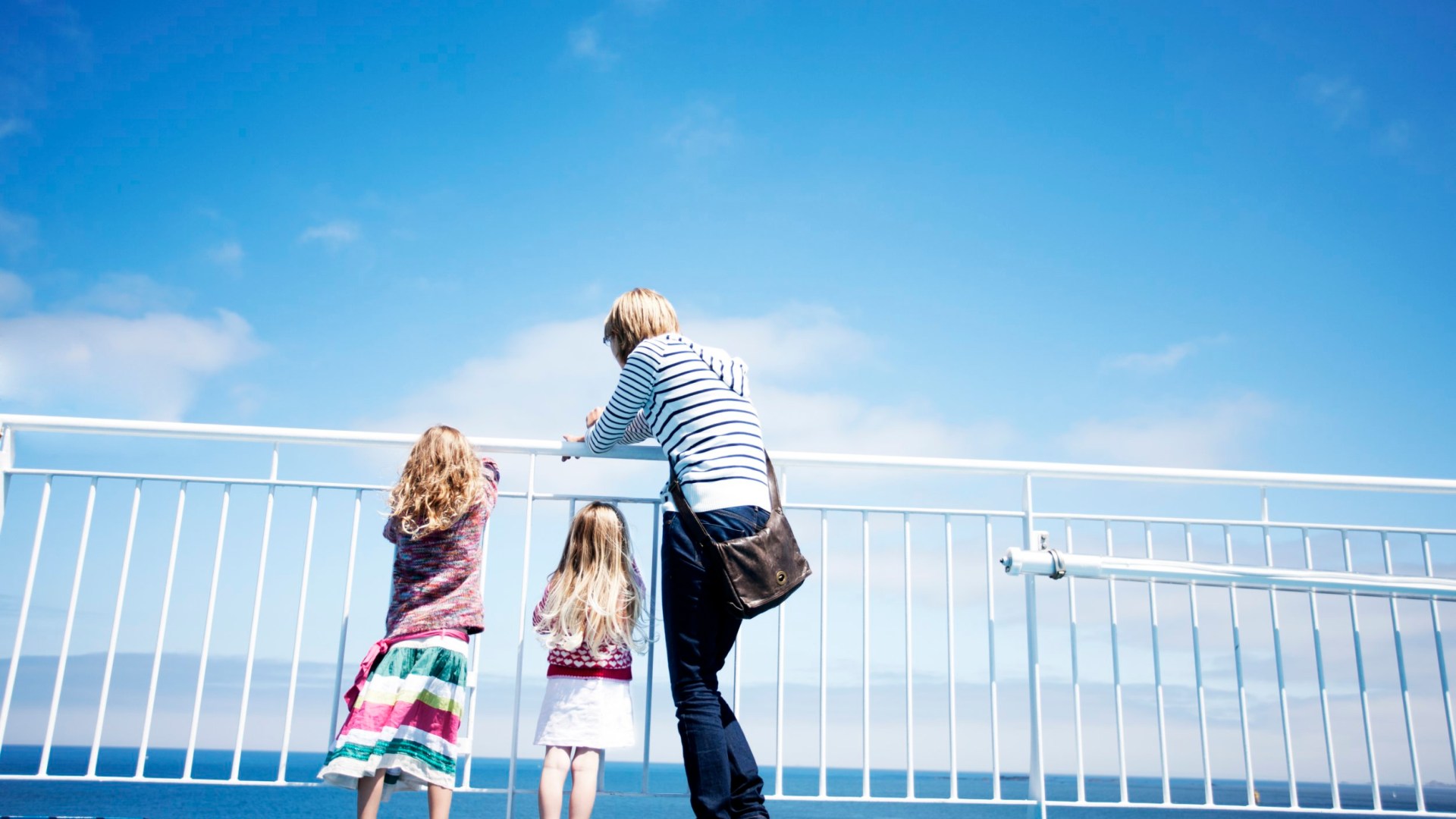 Holiday boost for thousands of Irish families with major ‘kids go free’ announcement [Video]