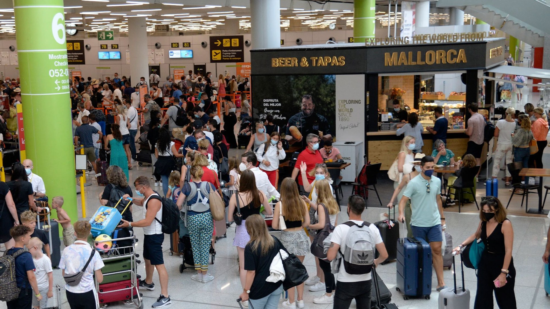 Spain hols warning after anti-tourism protest at Palma airport to spark travel chaos as locals warn of ‘intense summer’ [Video]