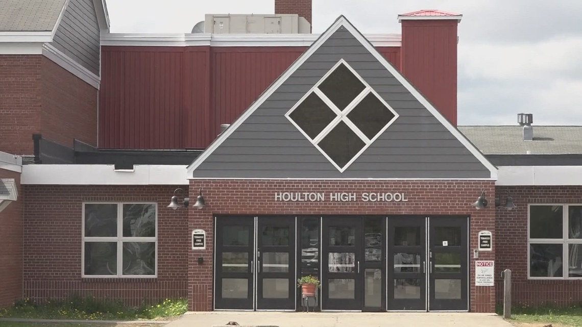 Houlton school district sees budget boost after vote [Video]