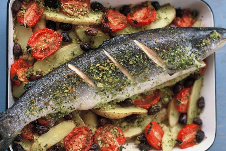 Warning: Don’t eat your supermarket fish if it looks like THIS – as experts in Spain reveal the tell tale signs of healthy ‘pescado’ [Video]