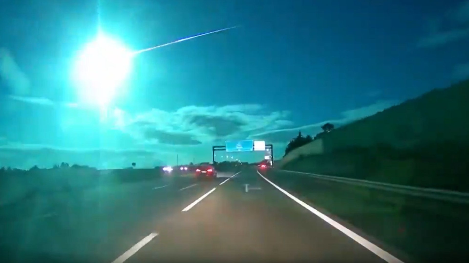Watch moment giant meteor travelling at 1,700mph turns night sky blue over Spain and Portugal in rare spectacle [Video]