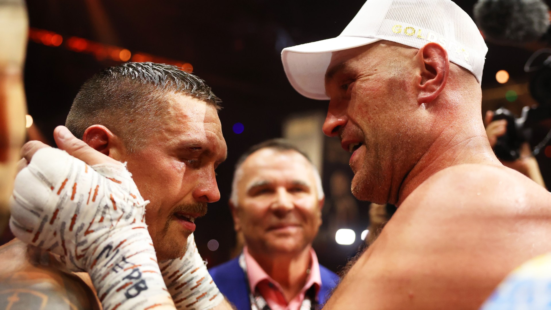 What Tyson Fury said to Oleksandr Usyk seconds after heartbreaking defeat as Gypsy King makes surprising promise [Video]