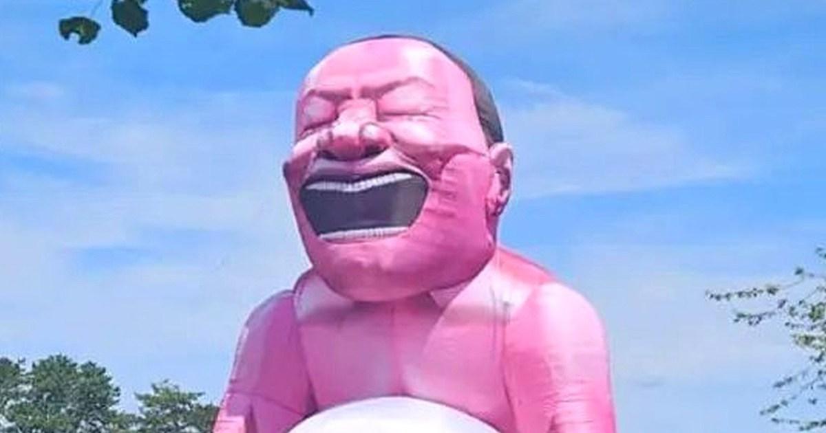 Giant inflatable pink man appears in Welsh town | UK News [Video]