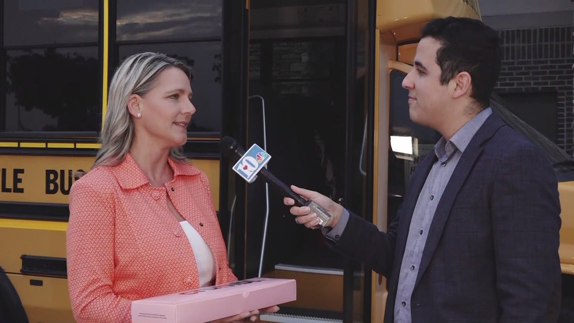 Mission Of Hope’s ‘Pack the Bus’ school supply fundraiser kicks off [Video]